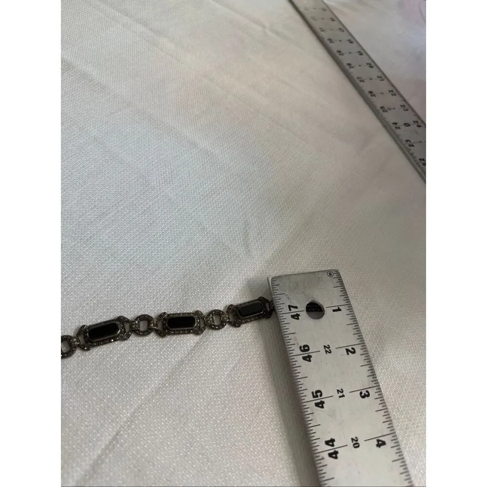 Vintage 925 Sterling Silver Onyx And Marcasite 8.5
